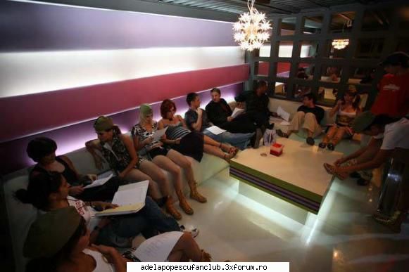 :) pozele voastre preferate cu adela